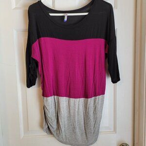 Planet Motherhood Maternity ColorBlock elbow sleeve top in XL